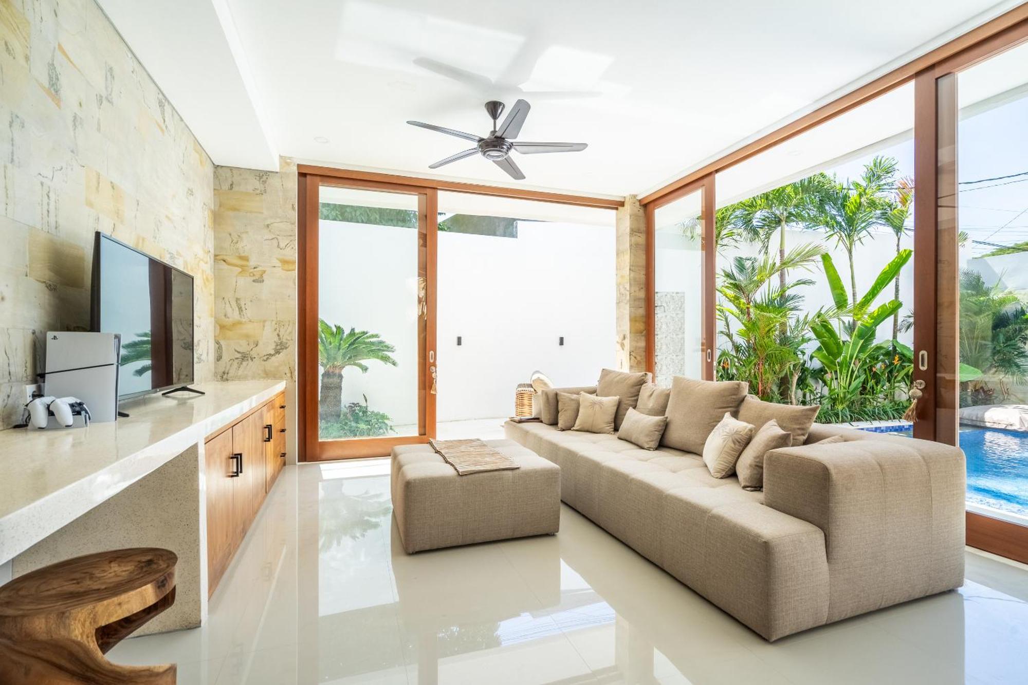 Luna - Sanur, Bali 3 Bed Modern Private With Swimming Pool